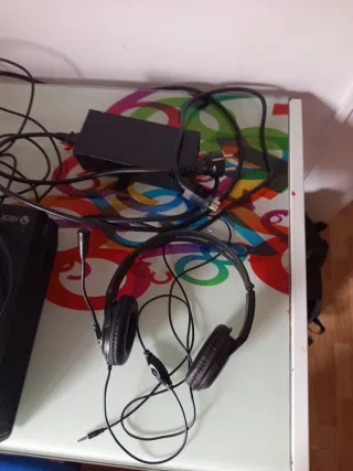 Xbox One Fat Negra + Mandos y Auriculares