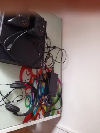 Xbox One Fat Negra + Mandos y Auriculares