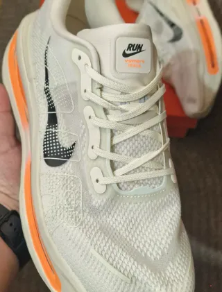 Nike Vomero Premium Talla 44