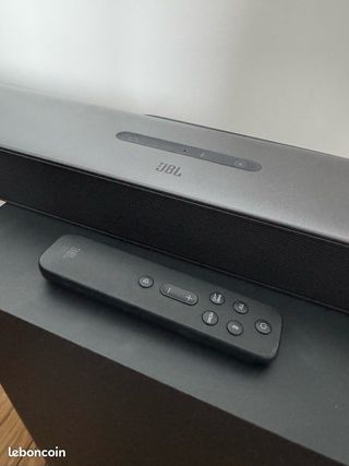 Barra de sonido JBL 5.1 Surround con subwoofer