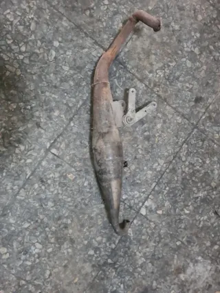 Escape Yamaha aerox jog 49 Competición