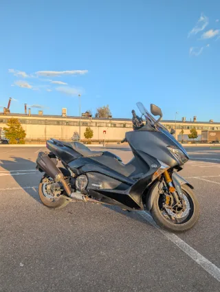 Yamaha TMAX DX 2018: ¡La más equipada y cuidada!