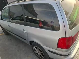 SEAT Alhambra 2004