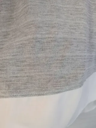 Jersey gris y blanco mujer