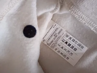 Sudadera beige lunares