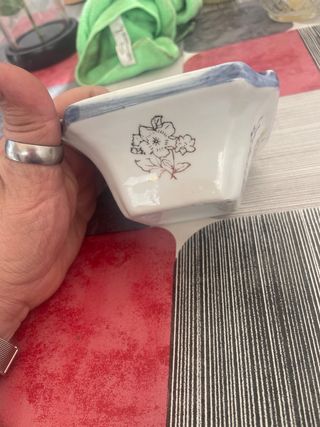 Cenicero vintage porcelana flores doradas