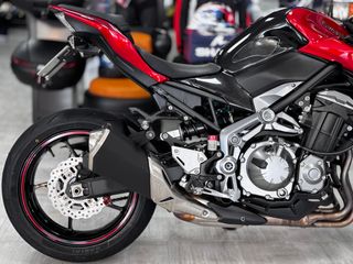 KAWASAKI Z-900 E (limitada para A2 35kw)