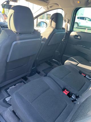 Peugeot 5008 2.0 Allure 2013