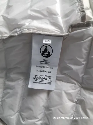 Abrigo Jott Blanco Talla XS