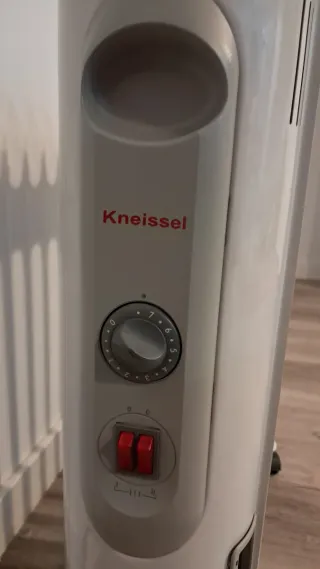 Radiador Eléctrico Aceite Kneissel Gris