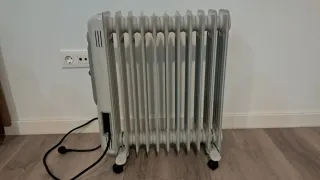 Radiador Eléctrico Aceite Kneissel Gris