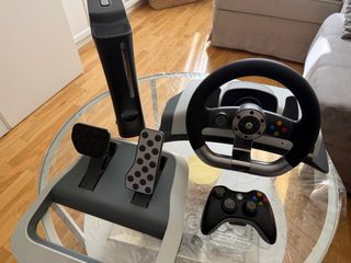 Console volante e pedali Xbox 360