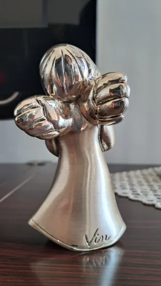 Statuina Angelo Argentato