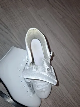 Patines de hielo blancos talla 39