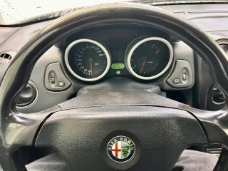 Alfa Romeo GTV 2000