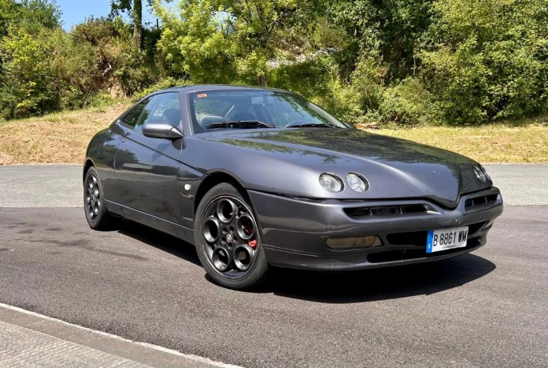 Alfa Romeo GTV - foto 1