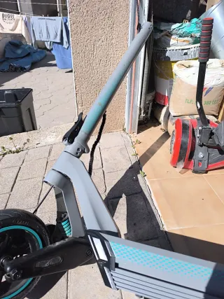 Patinete Cecotec Y45 repuestos o entero según está