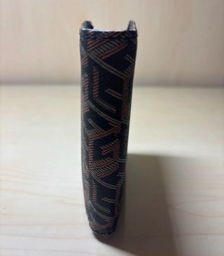 Portafoglio Guess fantasia geometrica