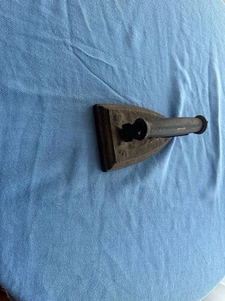 Plancha antigua de hierro