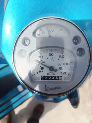 Vespa PX125 Azul