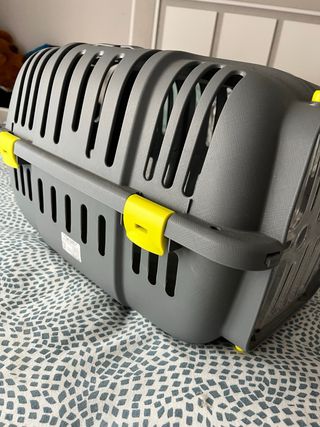 Transportín para mascotas gris y amarillo