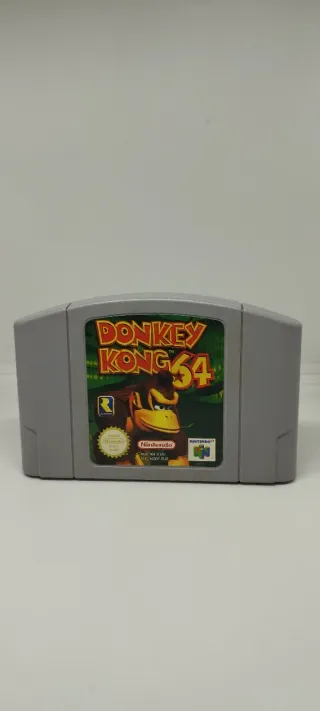 Pacchetto Donkey Kong 64 e FIFA 64
