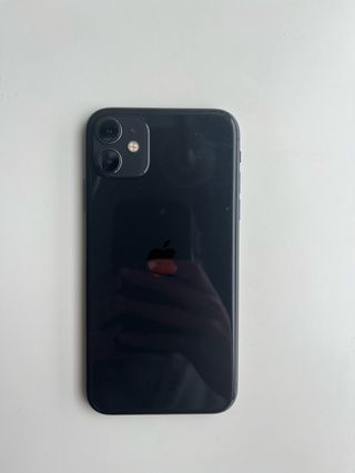 iPhone 11 Nero - Fotocamera con dettagli