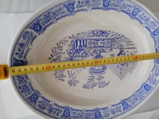 Sopera y 2 ensaladeras de Vargas Segovia