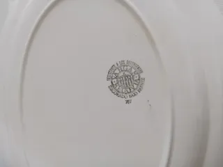 Sopera y 2 ensaladeras de Vargas Segovia