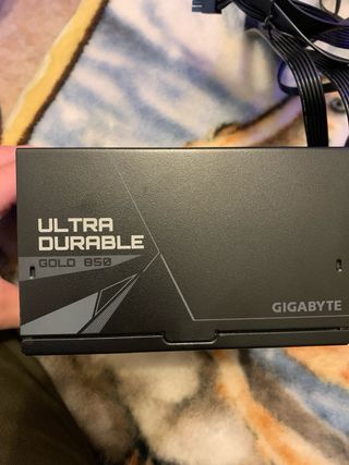 Fuente Alimentación GIGABYTE UD850GM 850W