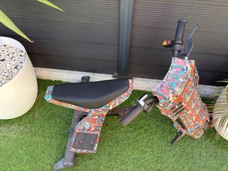 Moto Eléctrica Scooter Diseño Graffiti