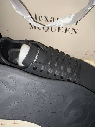 Scarpe Alexander McQueen nere