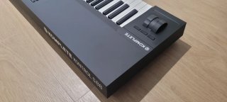 Teclado Controlador MIDI Komplete control MkII