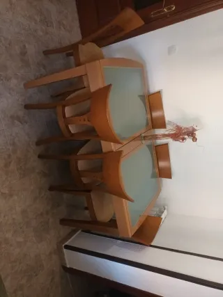 Mesa comedor cristal y madera con 6 sillas