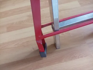 Escalera Tijera Roja