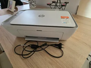 Impresora HP DeskJet 2720e