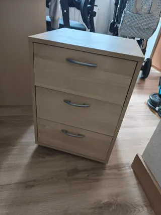 Cajonera con ruedas y 3 cajones