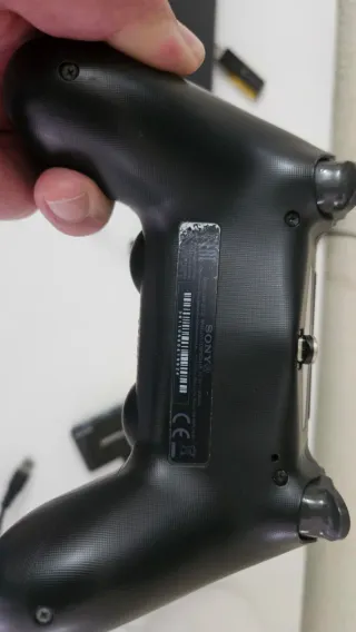 PS4 Slim 1TB + Mando Original Negro V2