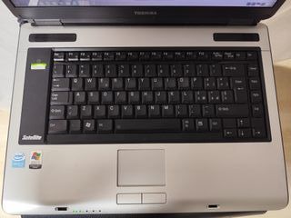Toshiba Satellite A100 funzionante con Linux