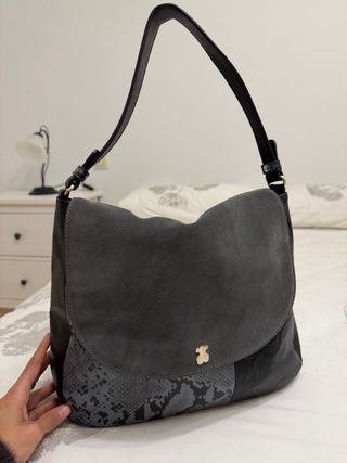 Bolso Tous Negro y Gris Piel y Ante