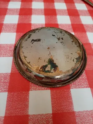 Bandeja antigua borde grabado