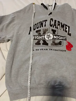 Sudadera Mount Carmel Fight Night Gris