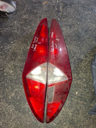 Tulipa/Farolins/pilotos Fiat Punto 2005 (2 unidade