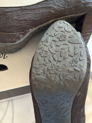 Zapatos tacón peep toe tela textura negro talla 41