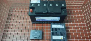 Batería, Regulador y Cargador Solar. kit Camper