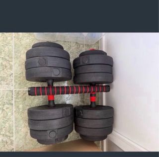 Banco de pesas con mancuernas