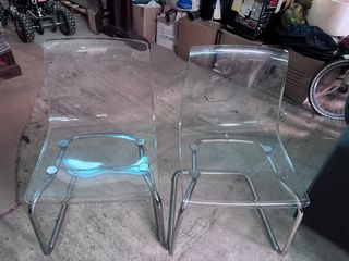 Sillas de Metacrilato y Metal