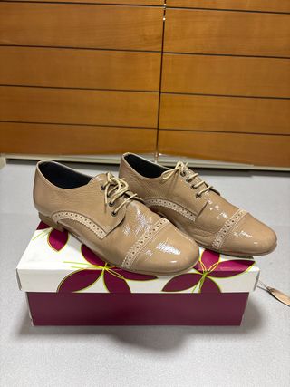 Zapatos planos beige