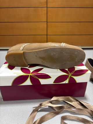 Zapatos planos beige