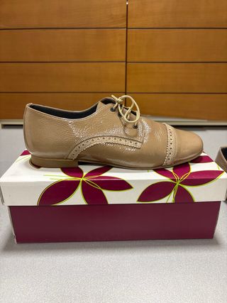 Zapatos planos beige